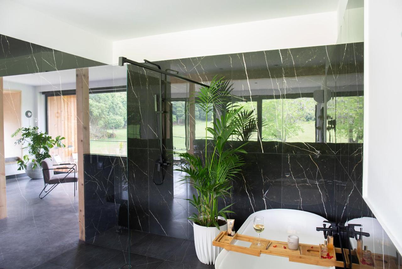 Vibe Luxury Cabins Arnuero Exterior photo