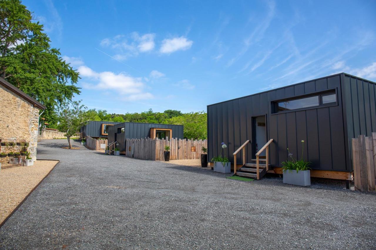 Vibe Luxury Cabins Arnuero Exterior photo