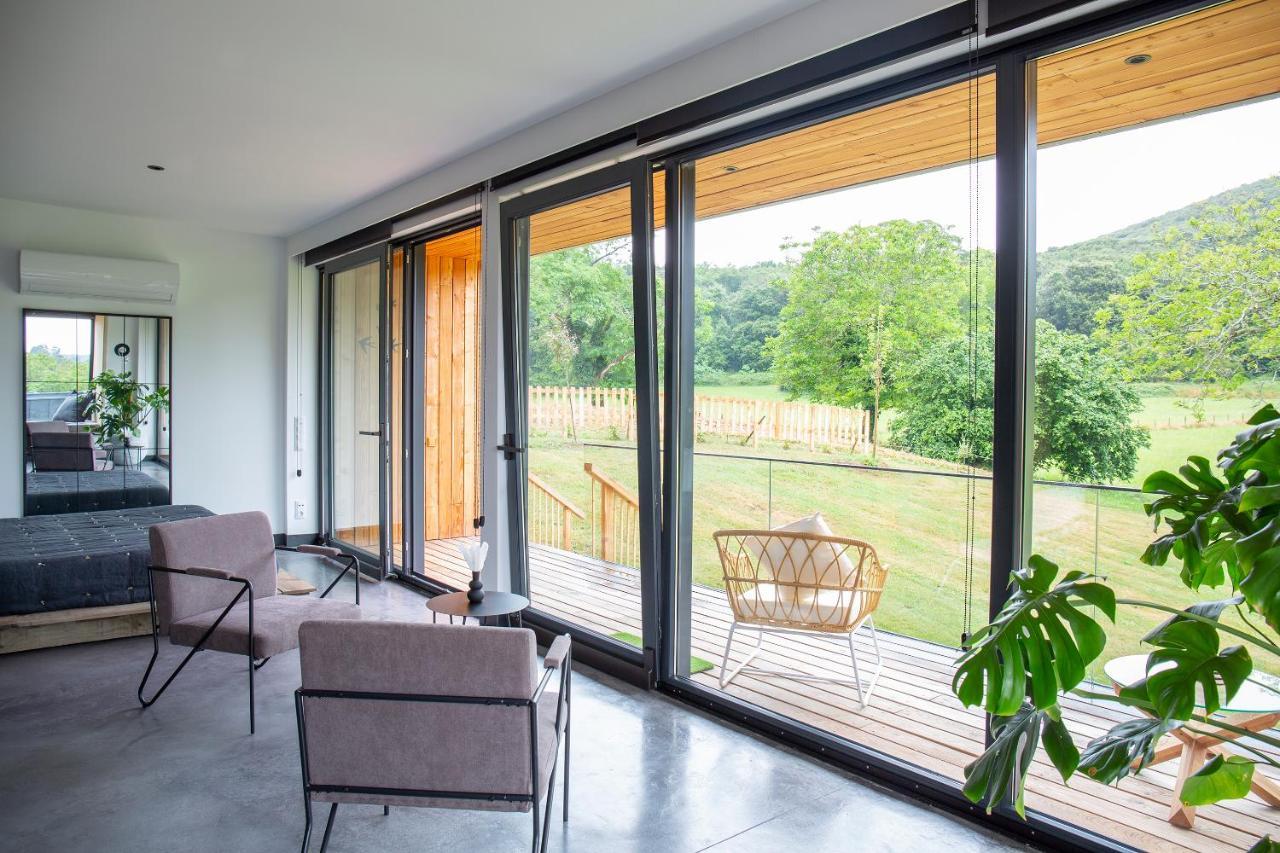 Vibe Luxury Cabins Arnuero Exterior photo